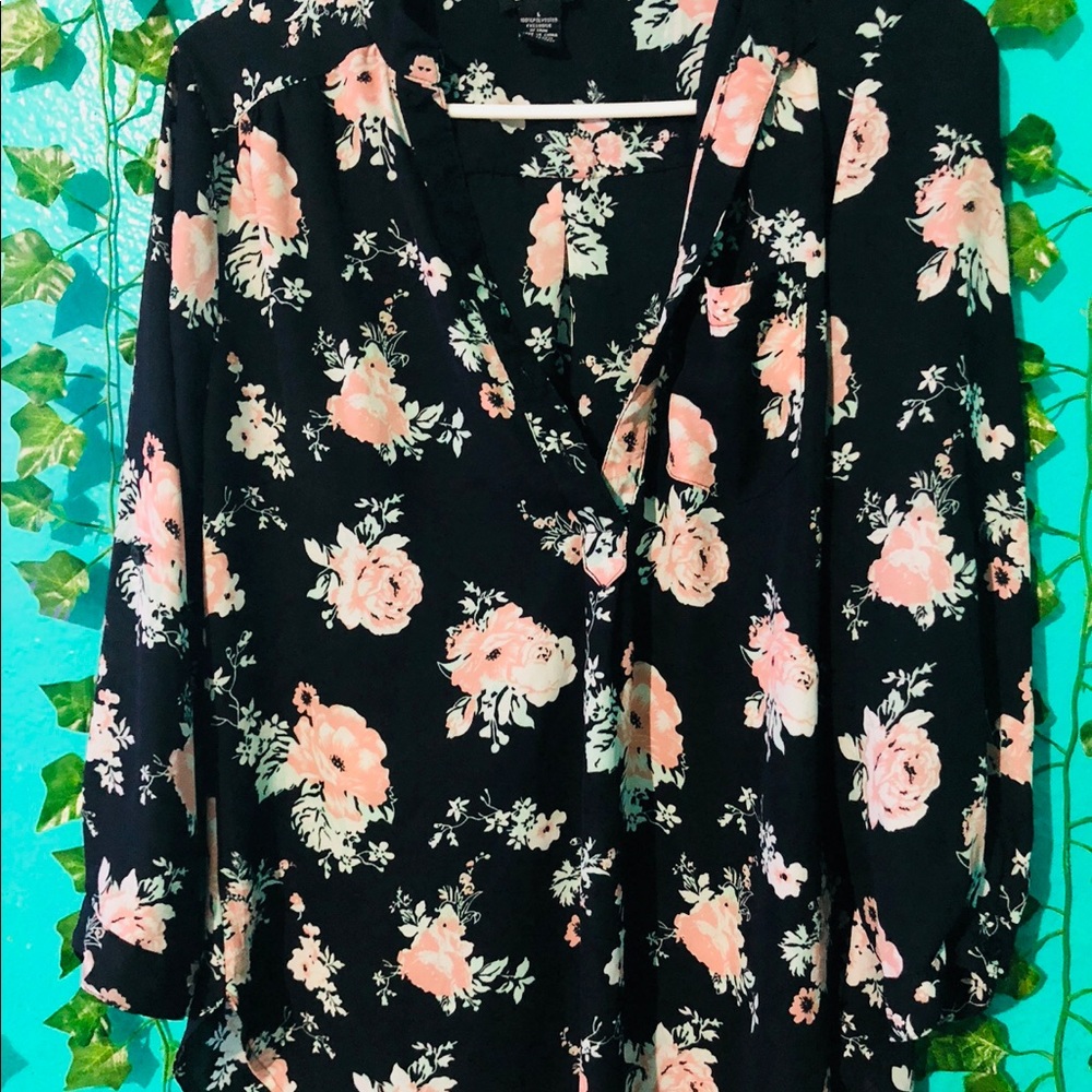 Baggy Floral Blouse🌿